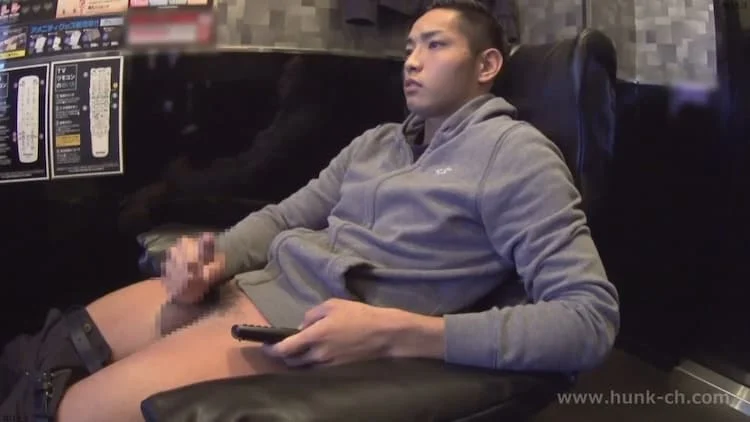 BOY 391.mp4 snapshot 09.01.474